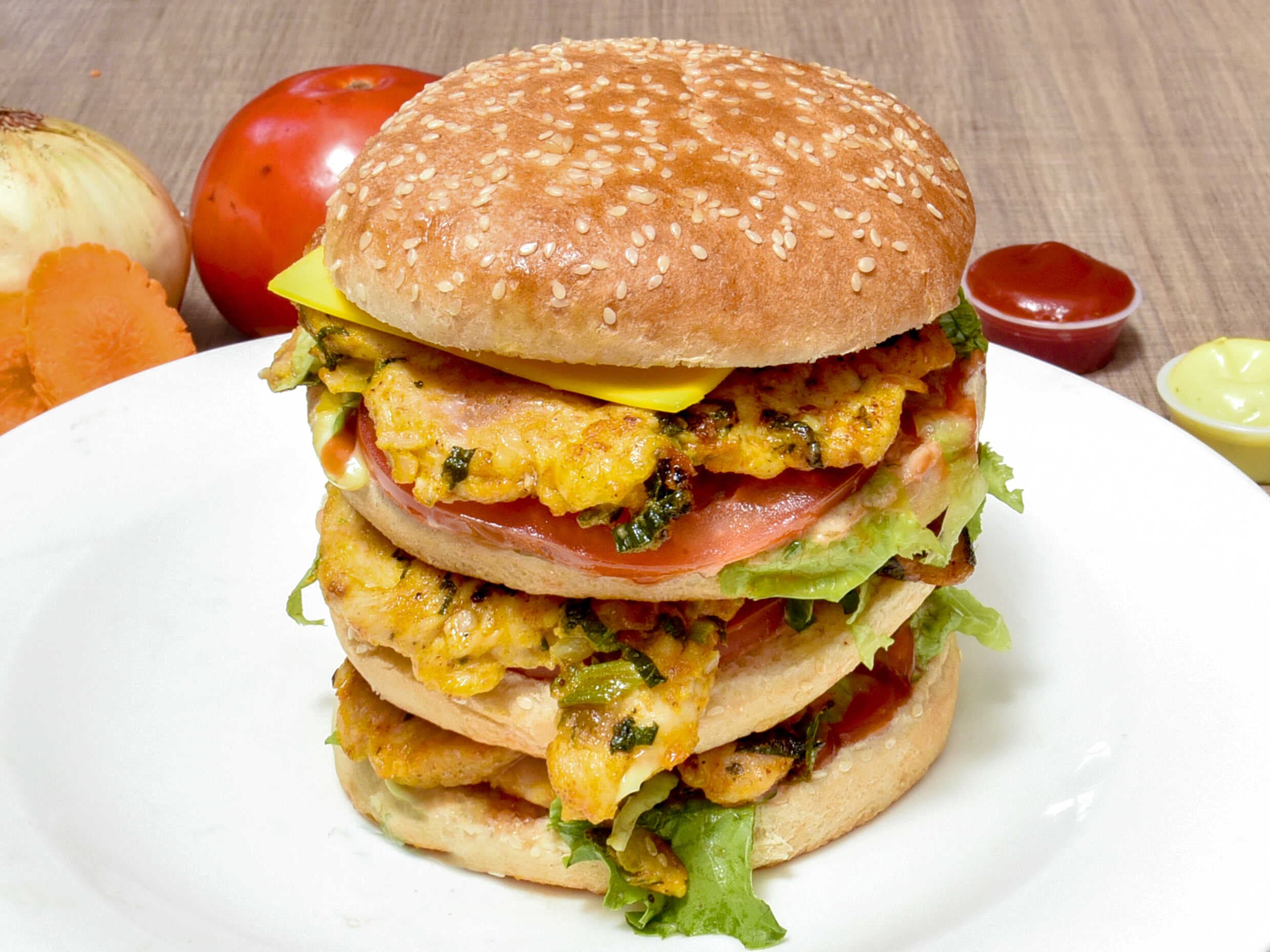 Hamburguesa Triple de Pollo
