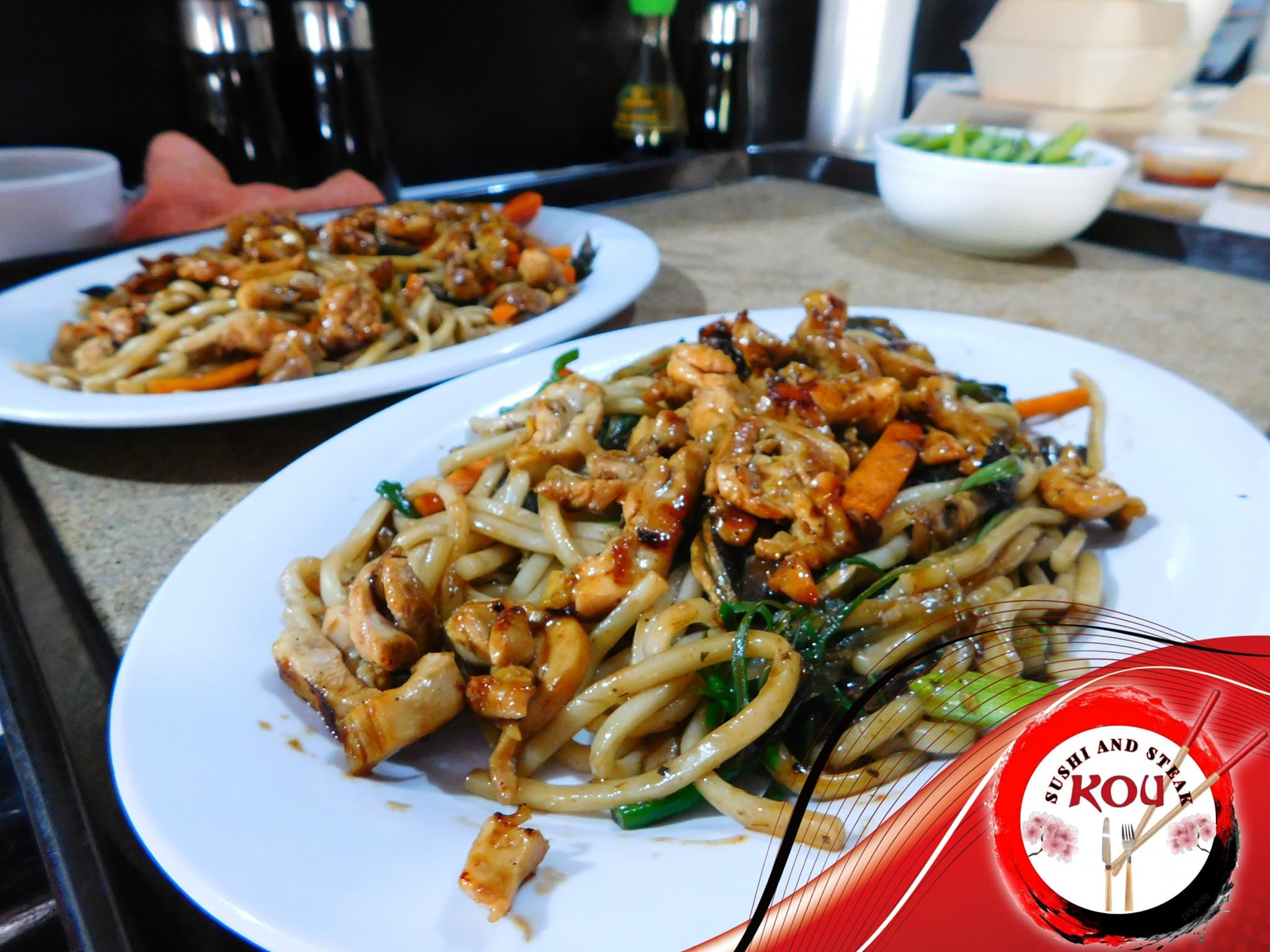 Yakiudon con Filete de Res