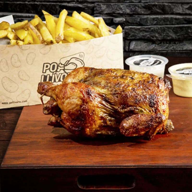 1 Pollo a la Brasa con Papas Fritas
