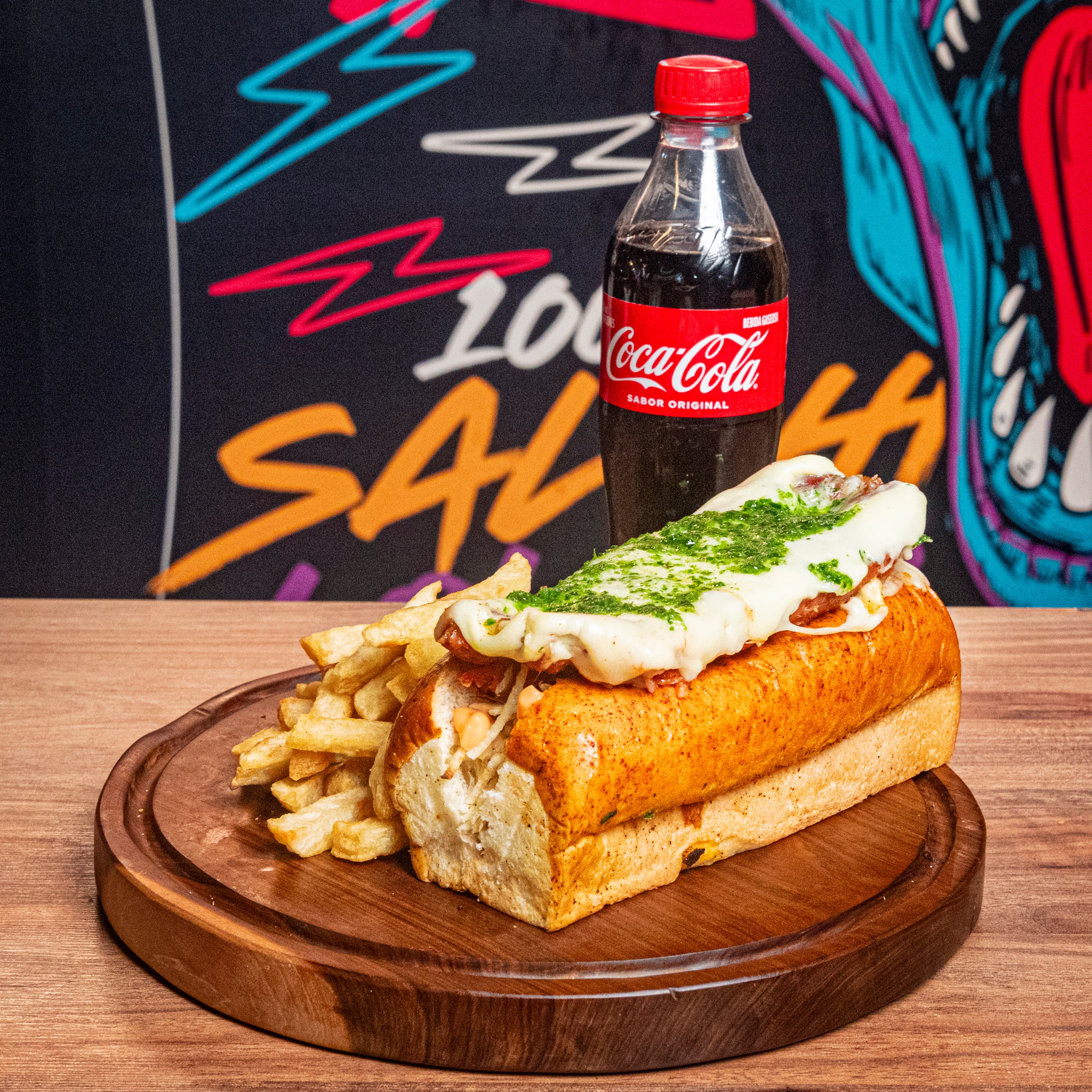 Combo del Perro Argentino + Papas + 1 Coca Cola