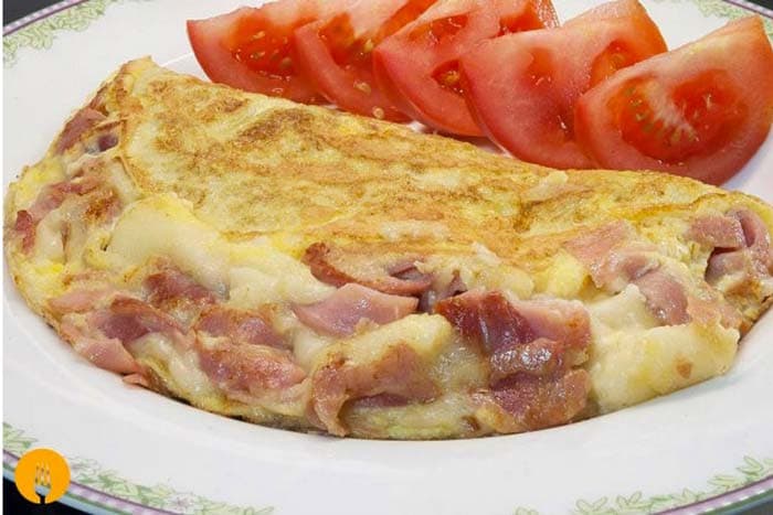 Omelette Carnes Frías