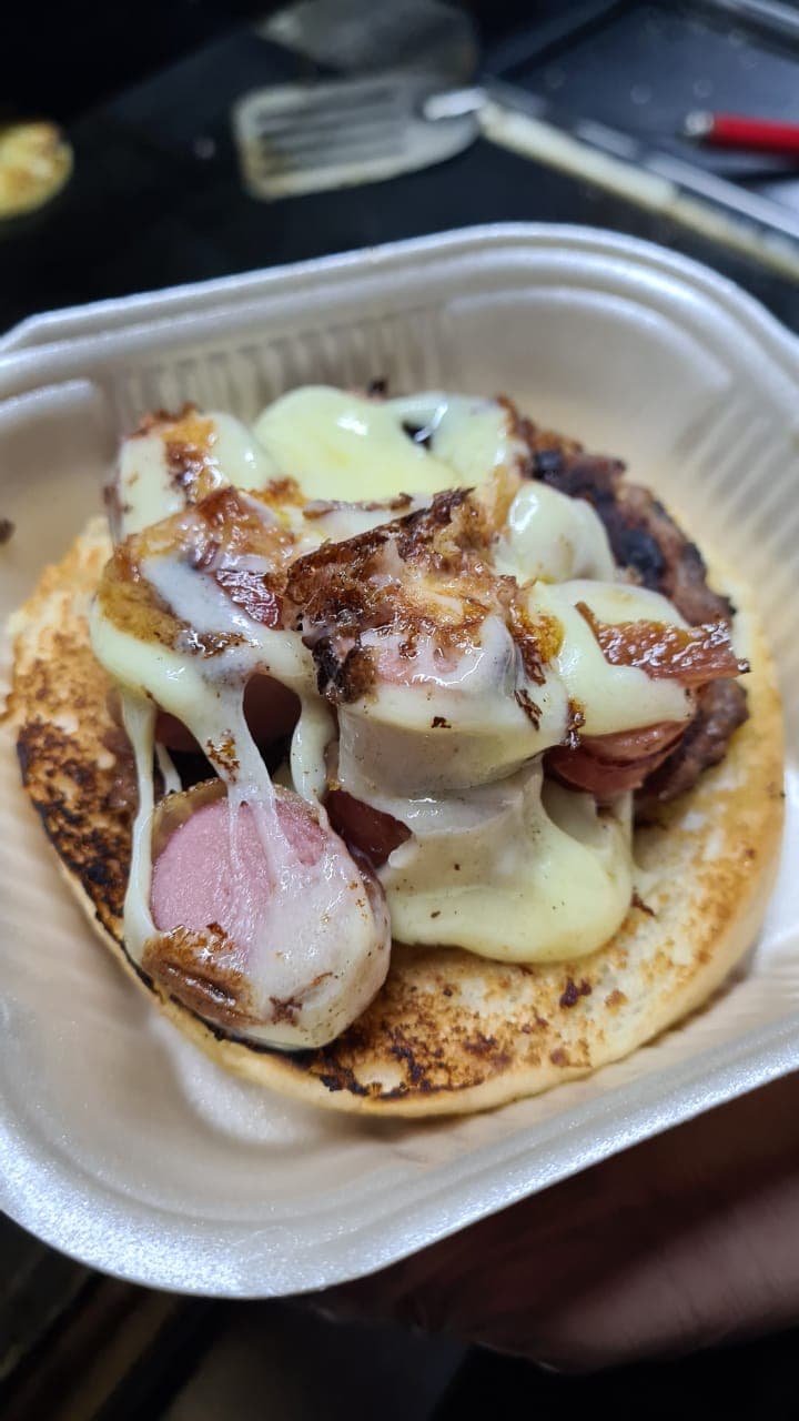 Hamburguesa Salchiqueso