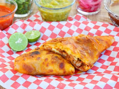 Quesadilla de Harina de Adobada
