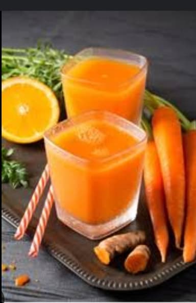 Jugo Combinado Naranja y Zanahoria 1/2 Lt.