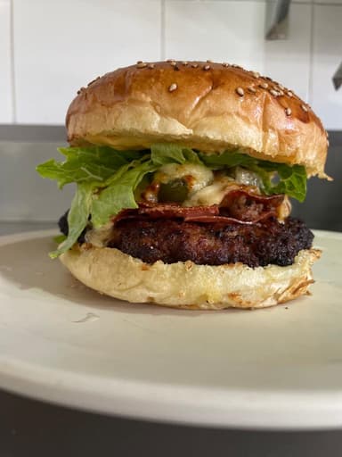 Guns and Roses Burger