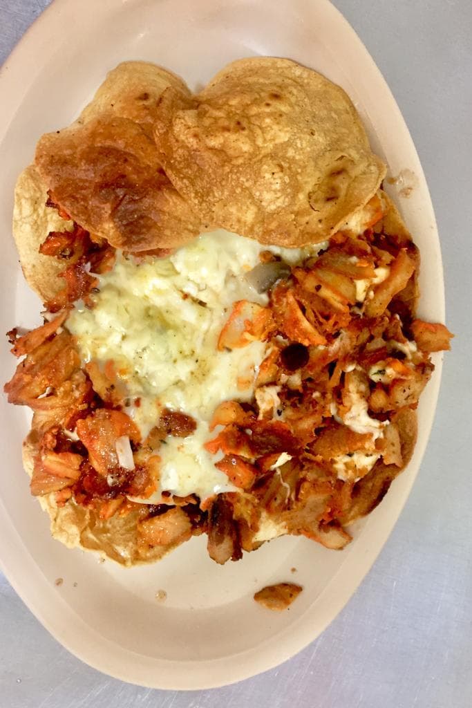 Volcán con Tostada, Chuleta