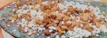 Memela con Chicharrón.