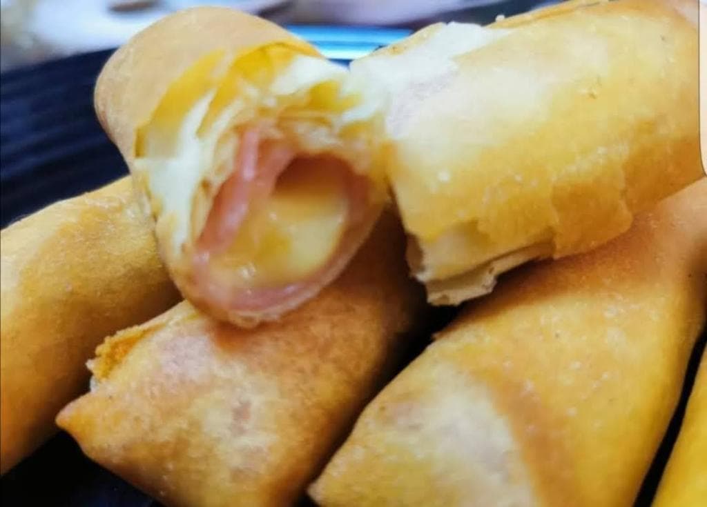 Rollo de jamón con queso