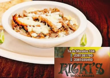 Queso Fundido con Chorizo