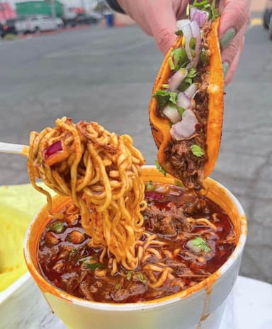 Combo Quesabirria de Maiz y Birriamen