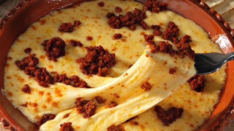 Queso Fundido con Chorizo - 500 Ml
