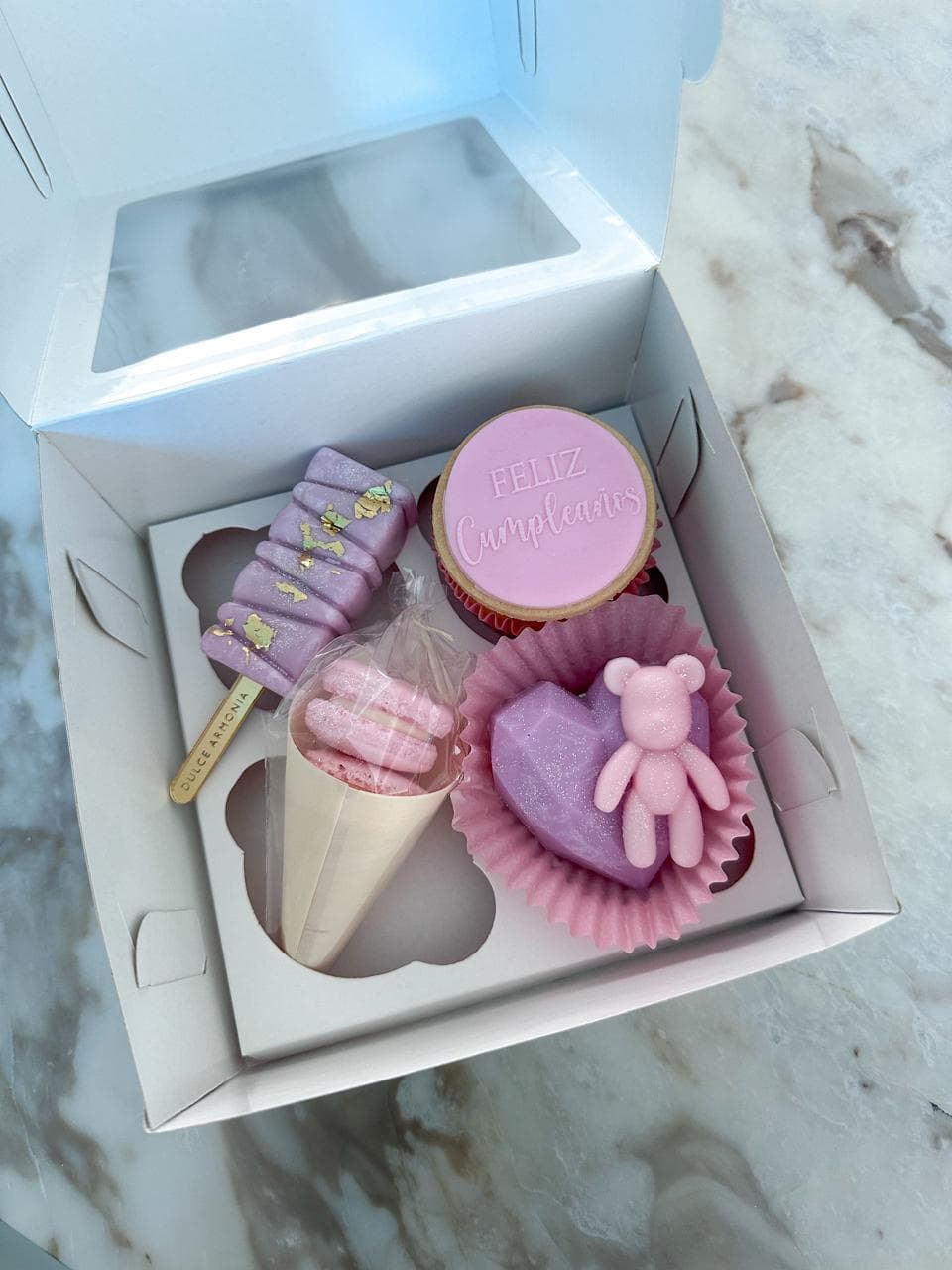 Box Cumple Oso y Macarons