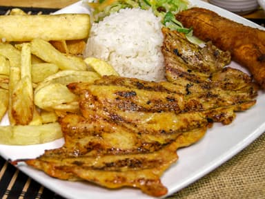 Bandeja con carne Res