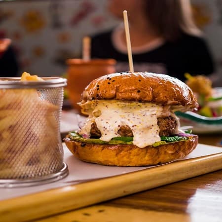 Hamburguesa Sirloin y Tocino