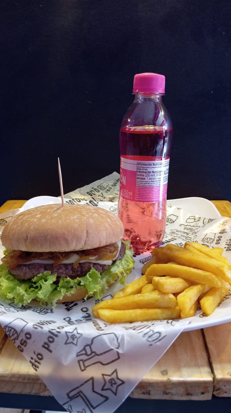 Combo Hamburguesa + Papas + Gaseosa 250ml