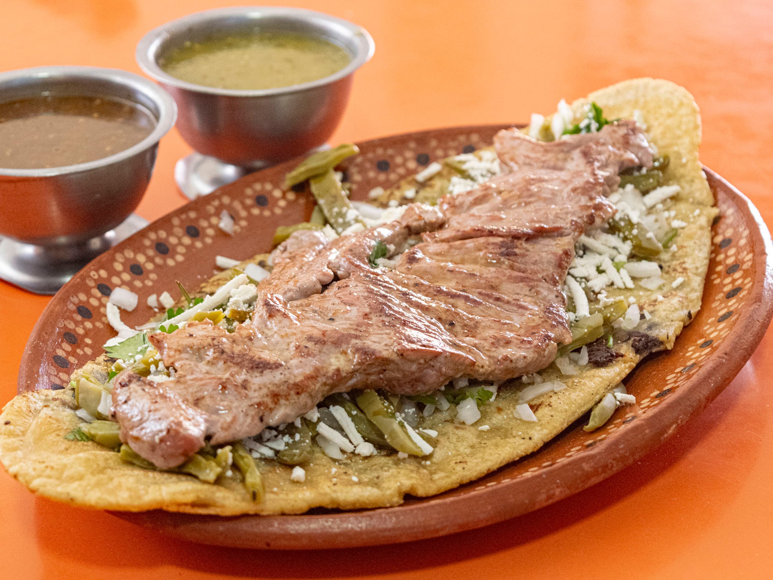 Huarache con arrachera