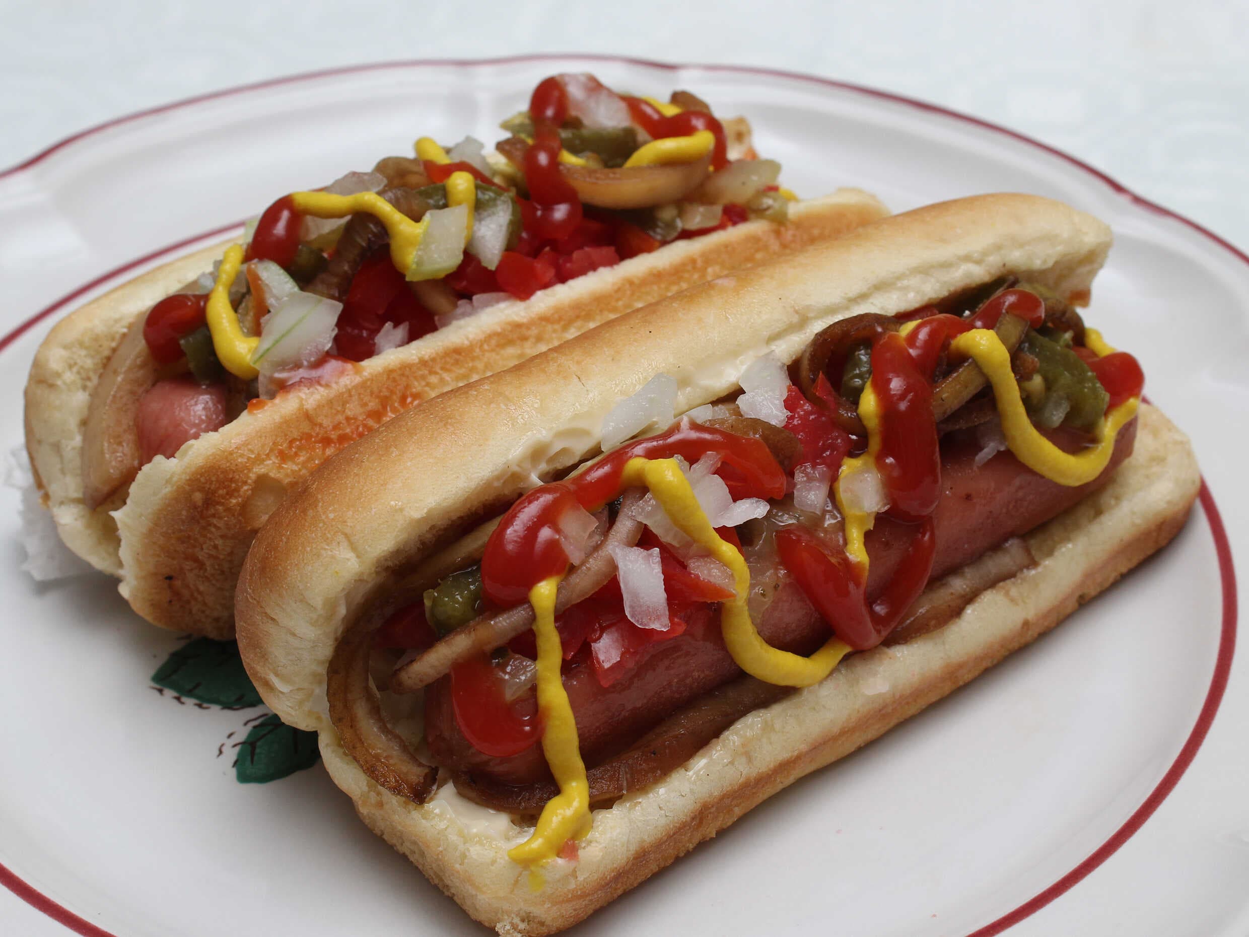2 Hot Dogs Sencillos