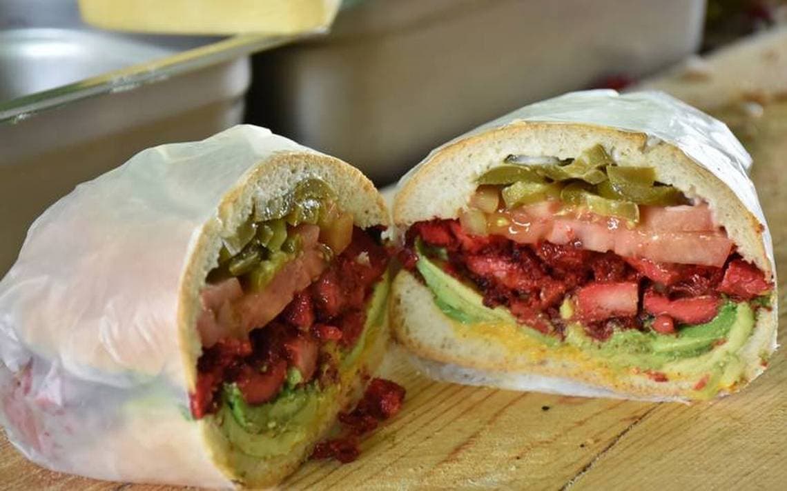 Lonche de Carne Asada