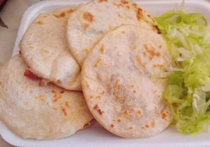 Gorditas de Chicharrón