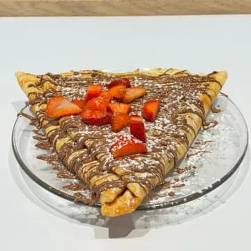 Combo Crepa con Nutella/Fresas y Chaska Mediana