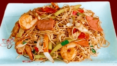 Chop Suey con Pollo, Camarón y Verduras