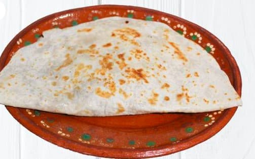 Quesadilla Gigante