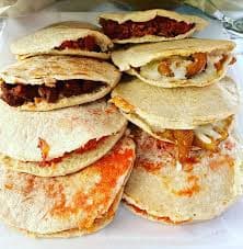 Gordita de Picadillo Verde con Papa