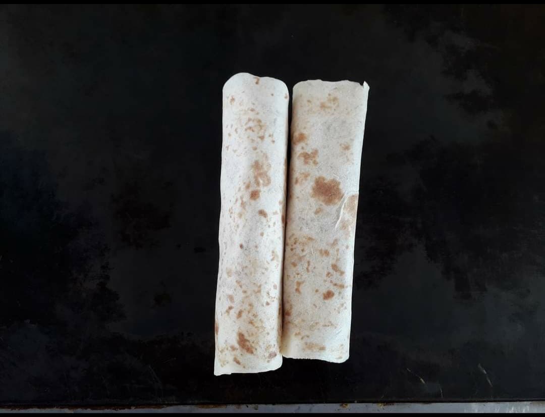 Burrito de Frijoles con Asadero