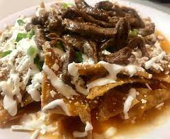 Chilaquiles con Arrachera