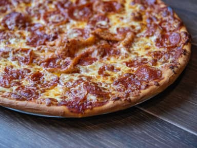 Pizza Grande de Peperoni -