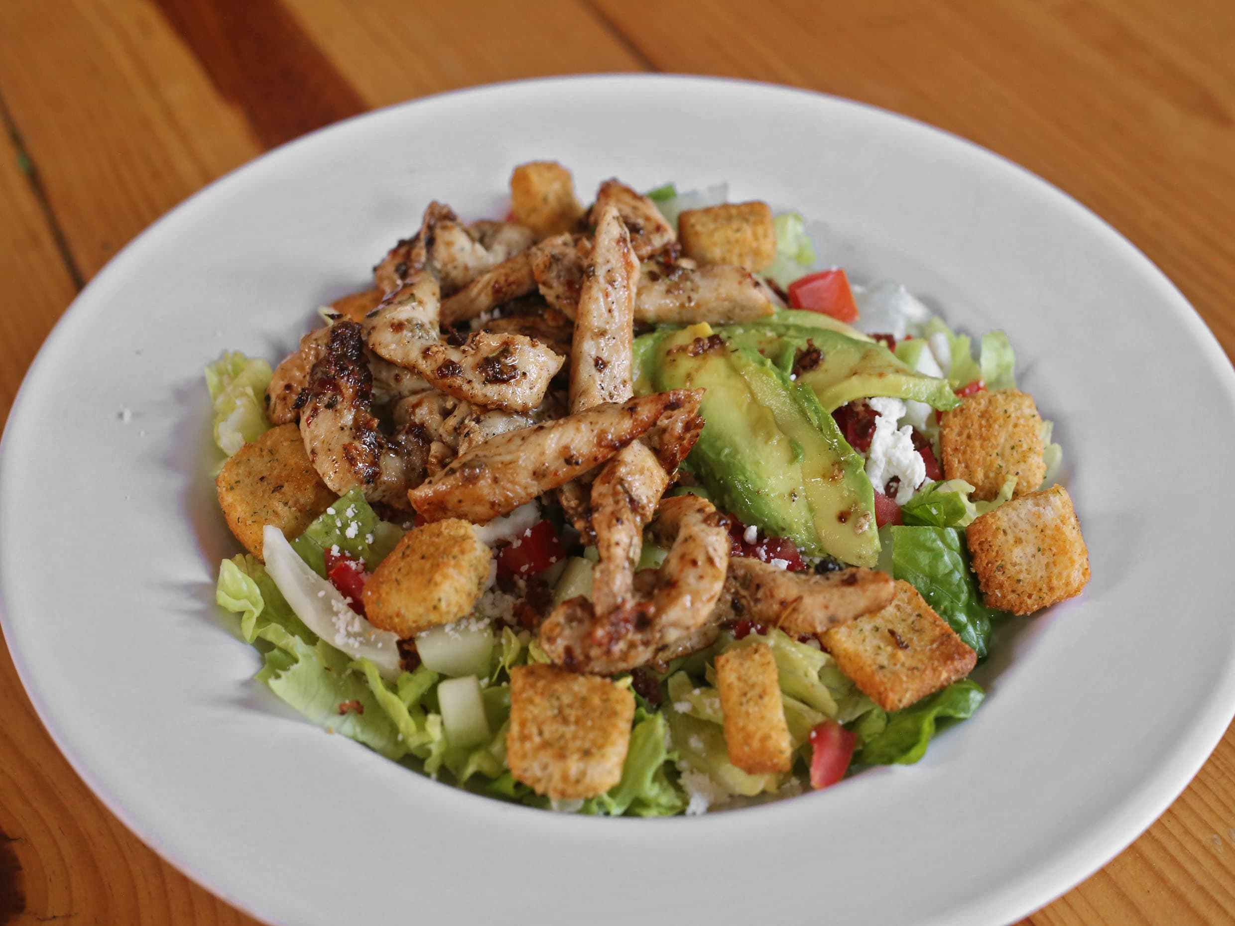 Ensalada Mustang con pollo
