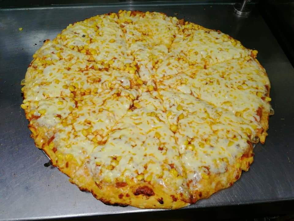 COMBO Pizza Mediana + Gaseosa 1.5 Lt