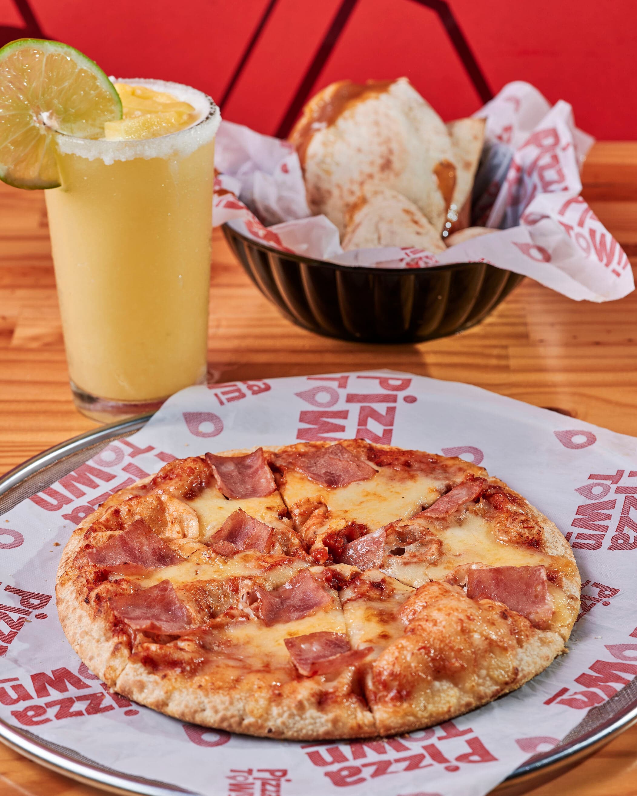 Pizza Jamón y Queso