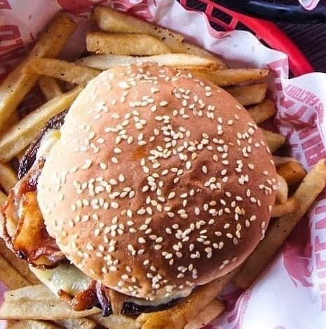 Combo Unidos por El Antojo Hamburguesa Buffalo