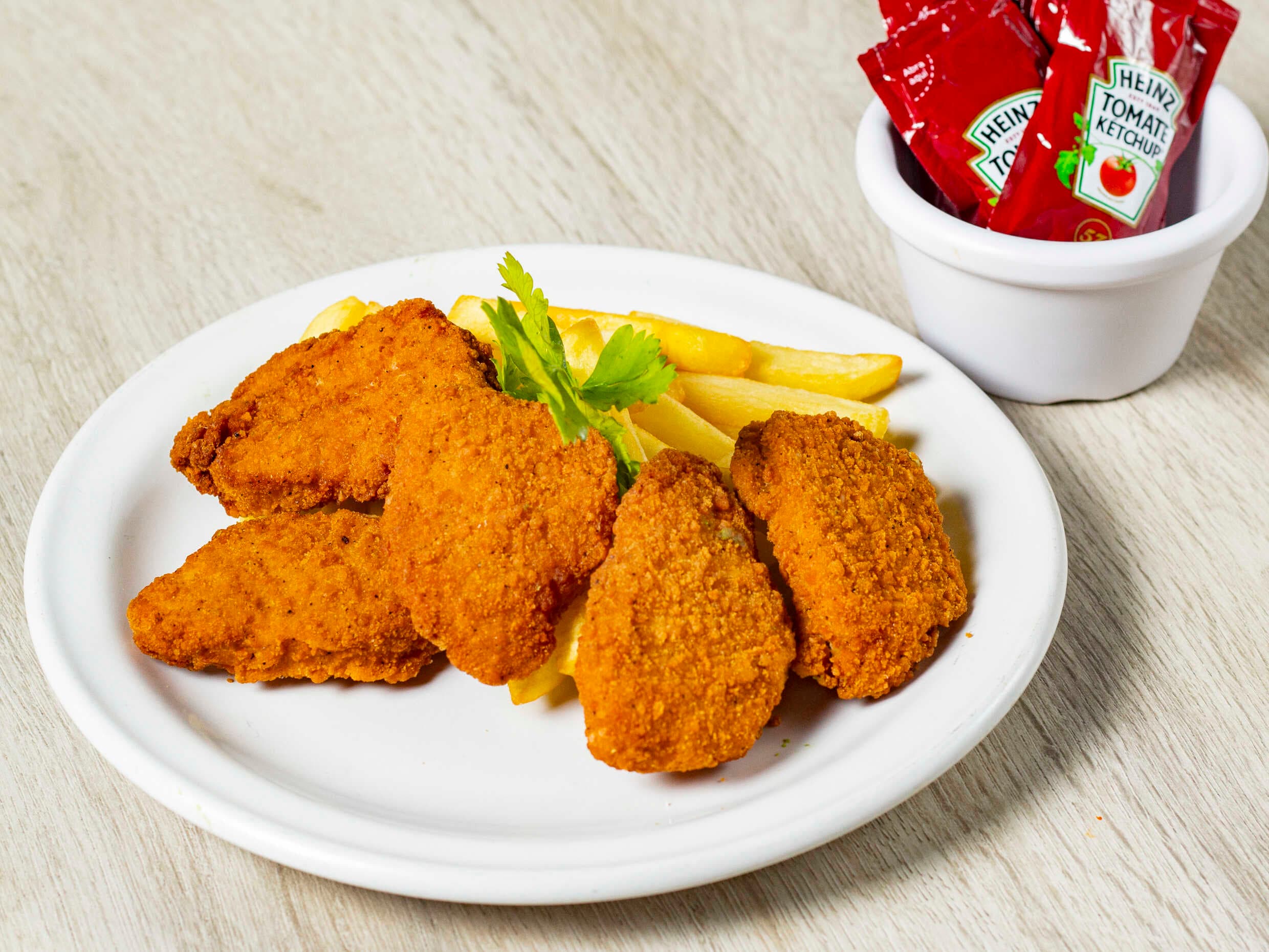 Nugguets con Papas a la Francesa