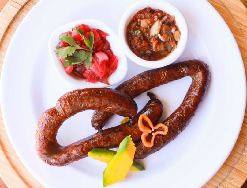 LONGANIZA ASADA AL CARBON