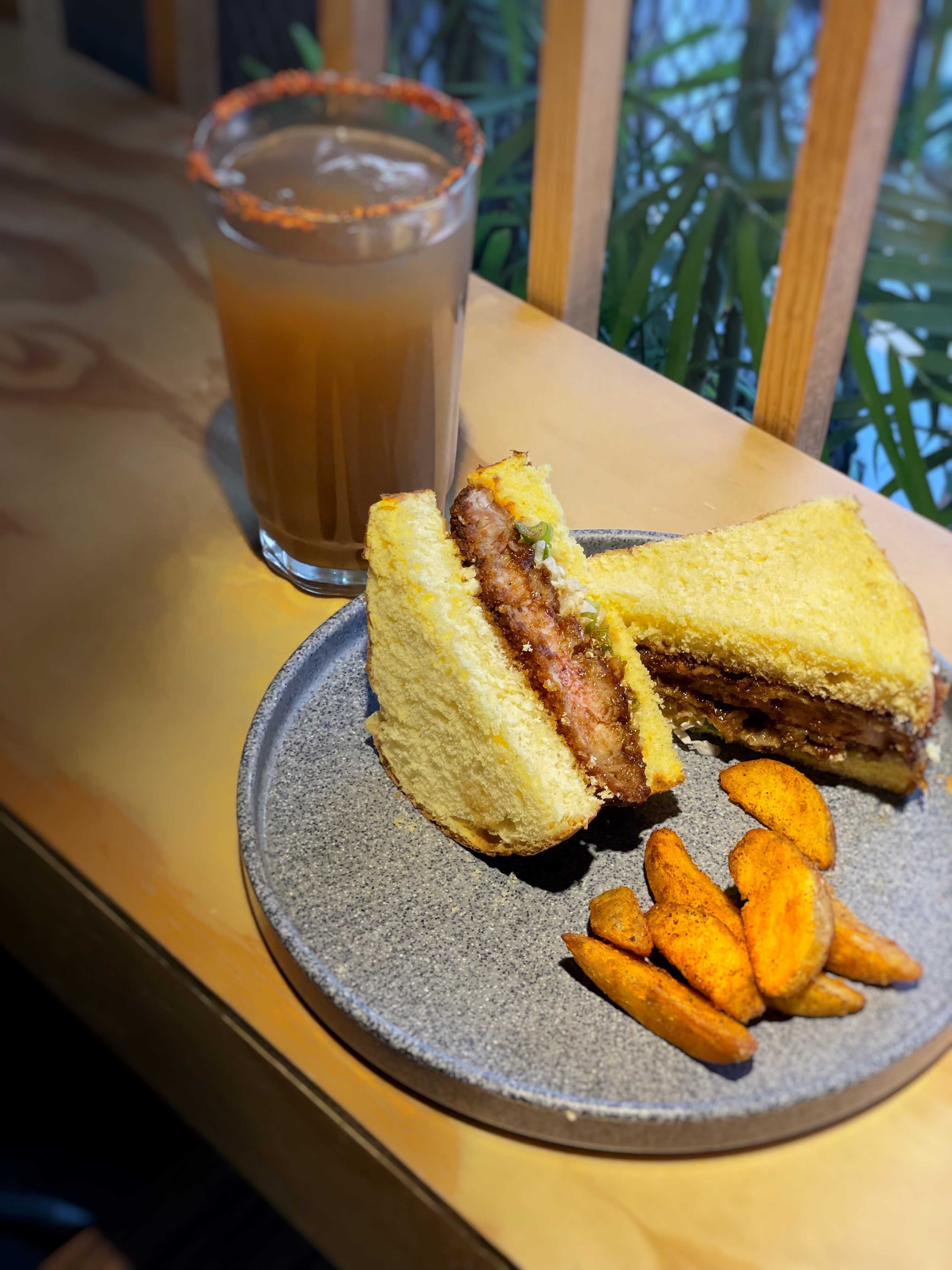 Tonkatsu sando