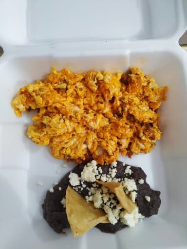 Huevos con Machacado