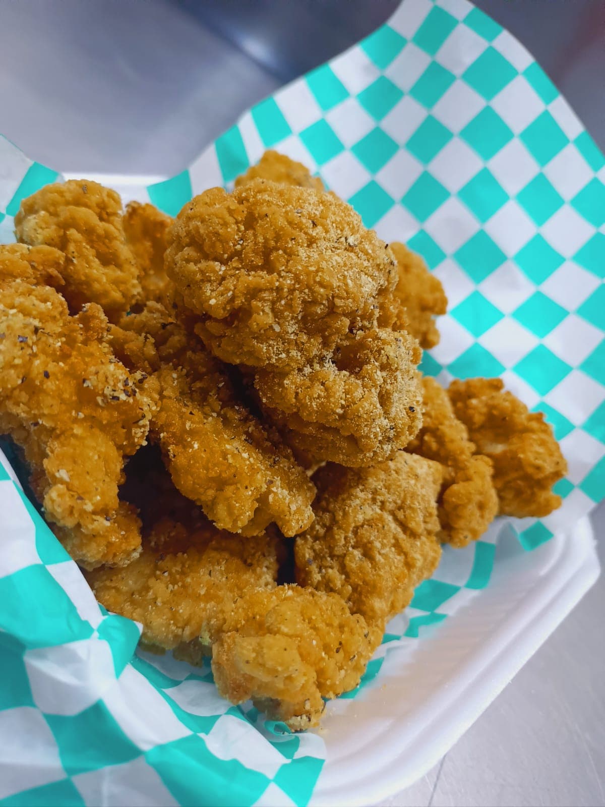 BONELESS LEMON PEPPER