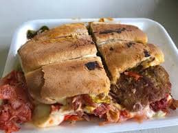 3x2 Torta- CARNE CON CUERITO (3 Tortas)