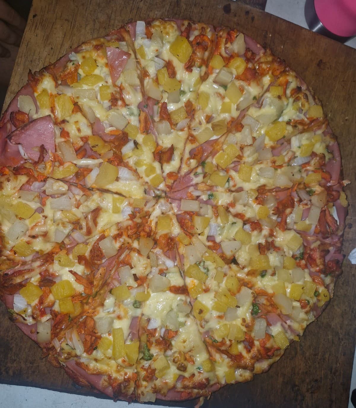 Pizza de Pastorera + Pan con ajo