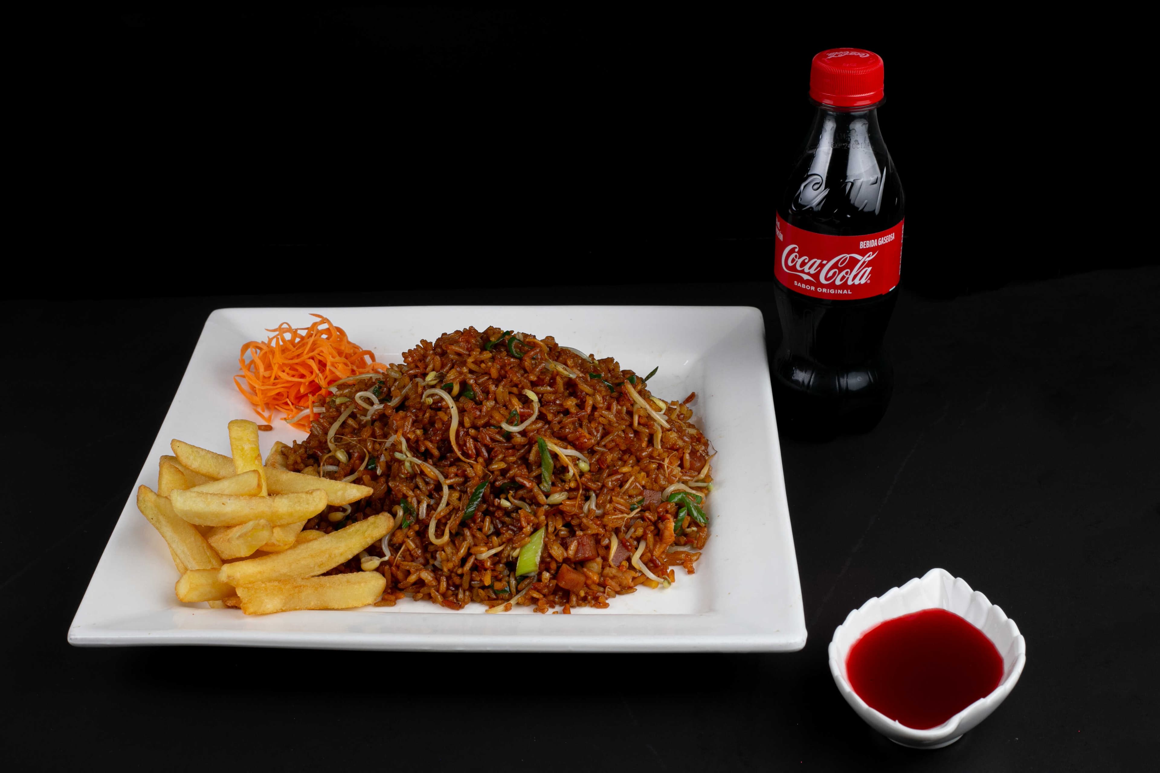 Combo Arroz Chino Personal + Papas + Coca Cola 250