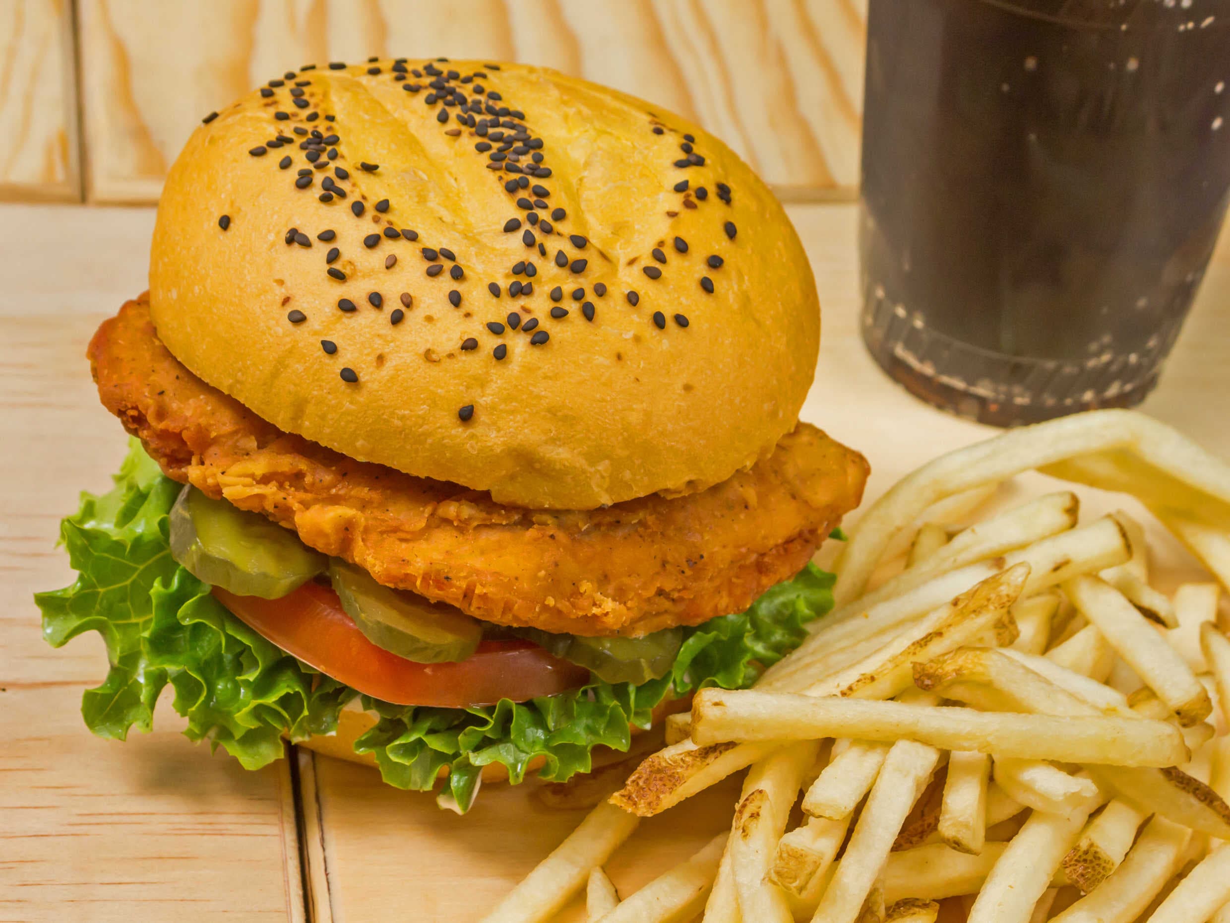 Combo Chicken Burger Crujiente