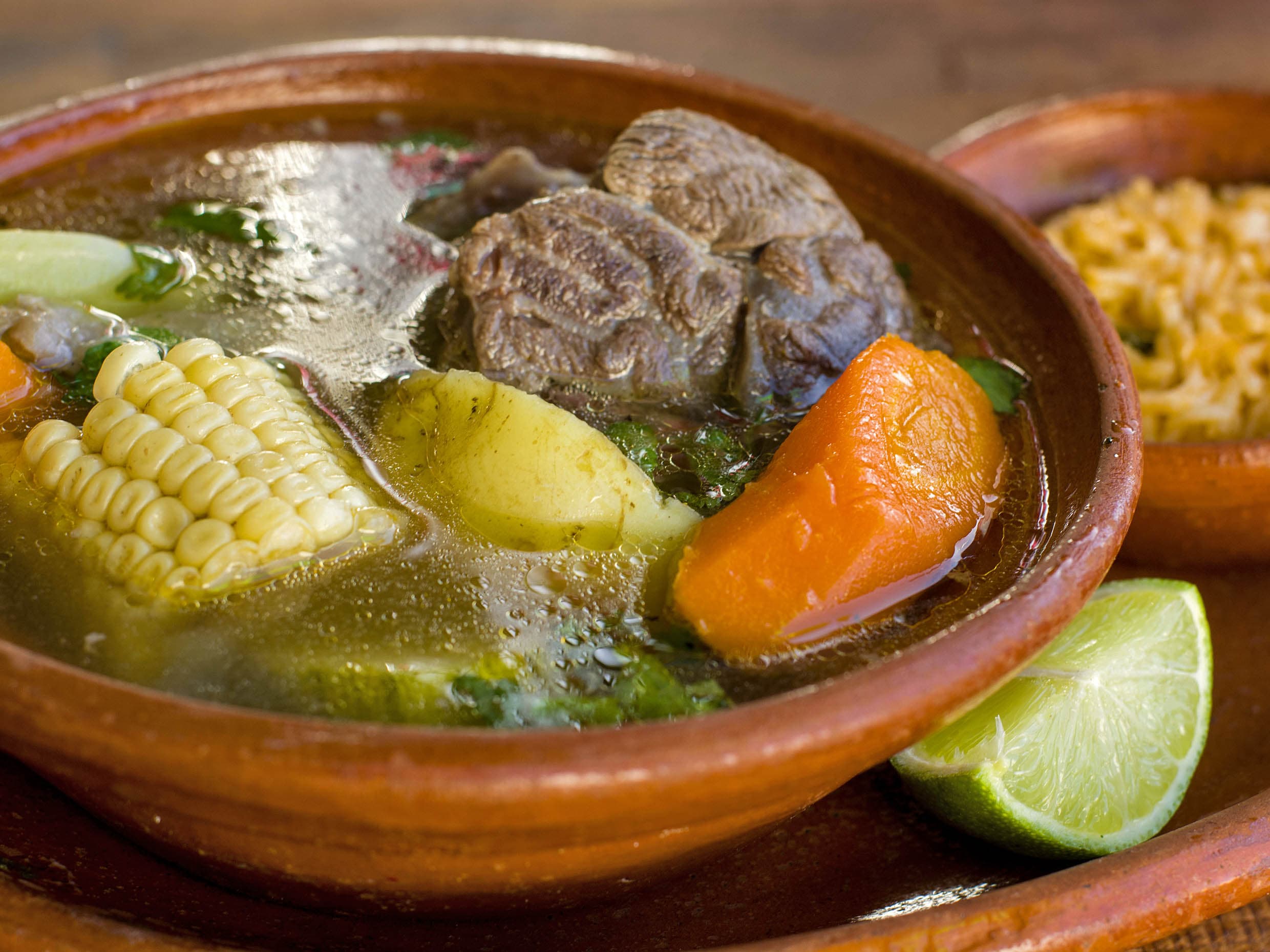 Caldo de Res