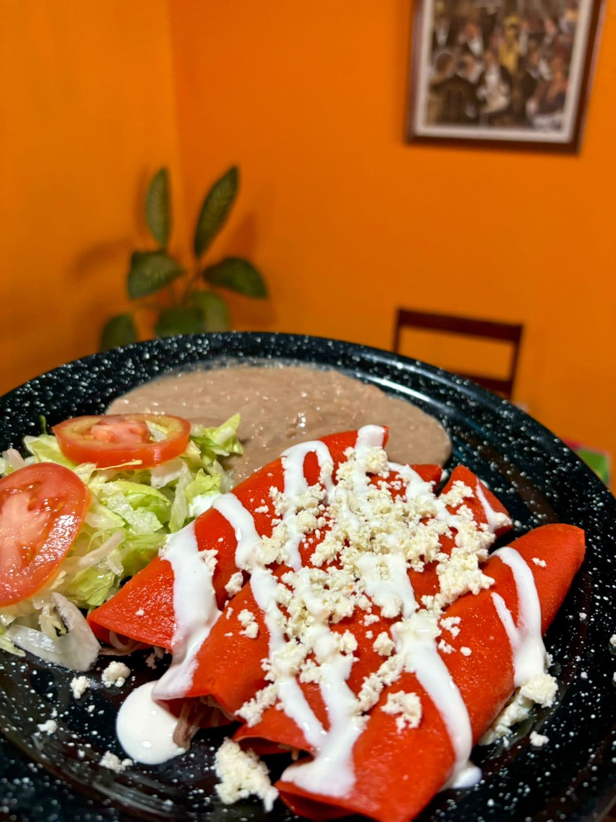 Tacos rojos de queso + Limonada Natural
