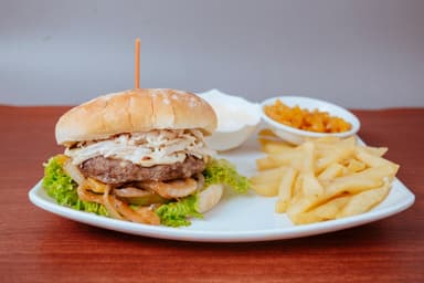 Hamburguesa Tradicional