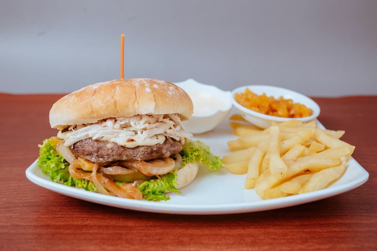 Hamburguesa Tradicional