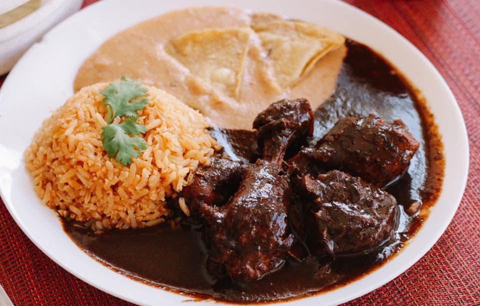 Pollo en Mole