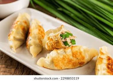 Dumpling Frito (8)