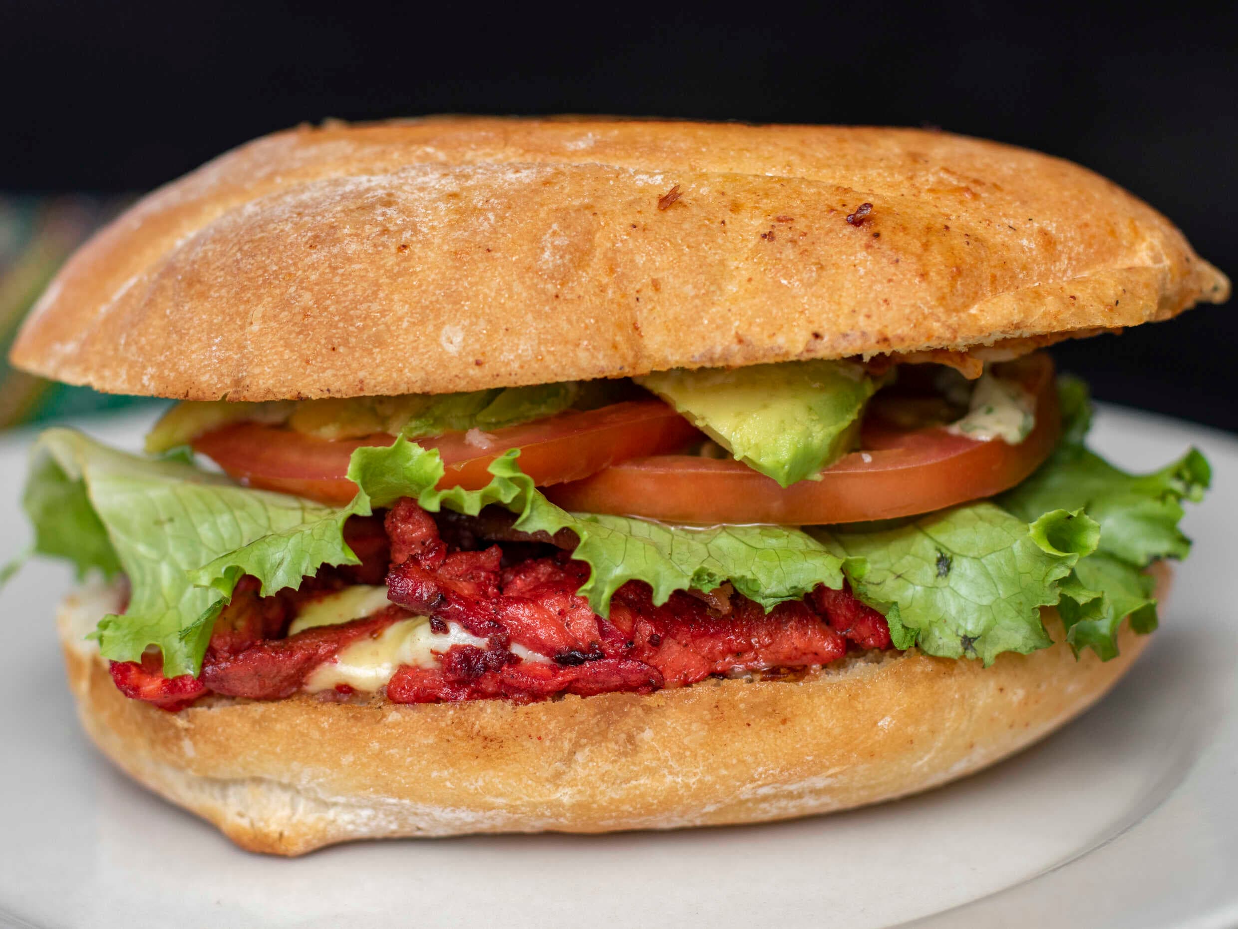 Combo 2: Torta Chava + Papas + Bebida